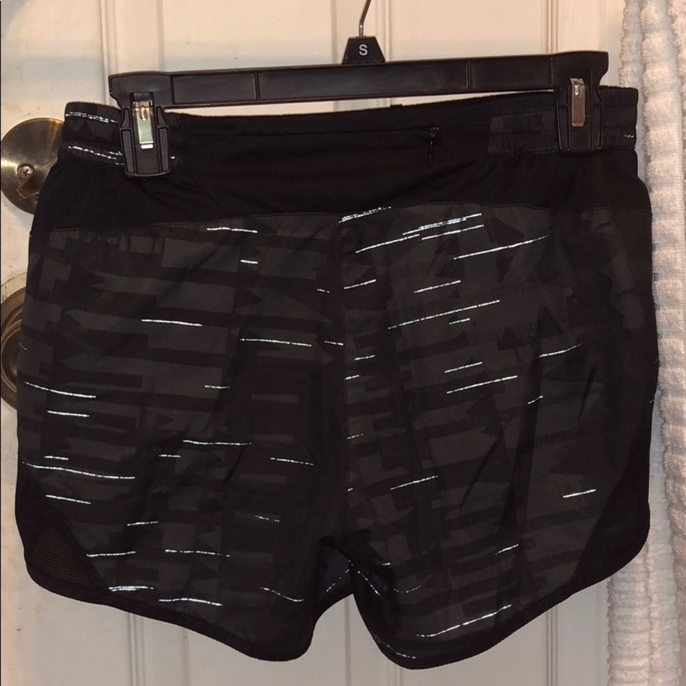 North face flash dry shorts